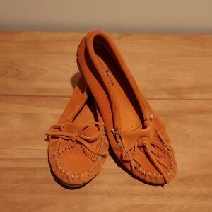 Minnetonka Women's Orange Moccasins